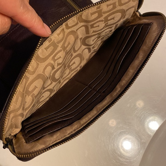 UGG leather folding wallet EUC/HTF - Picture 9 of 11